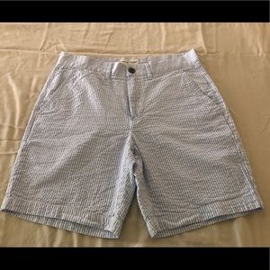 Men’s size 32 Duck Head seersucker shorts